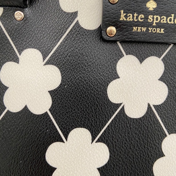Kate Spade Bag - Picture 2 of 10